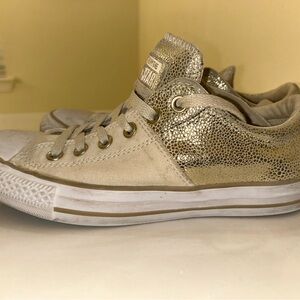 Converse Women's Gold and Cream Sneakers